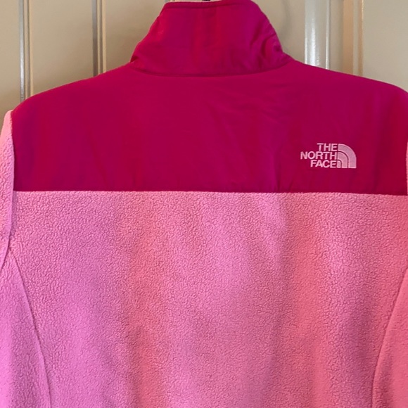 Fleece Style Jacket by The NorthFace Brand. EUC! - Picture 12 of 16